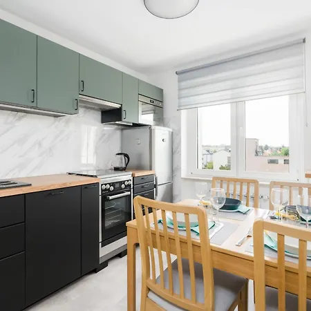 Dabrowskiego By Renters Apartment Poznan