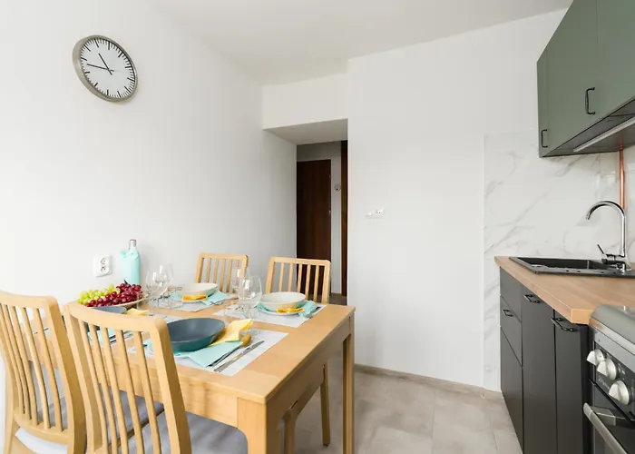 Dabrowskiego By Renters *