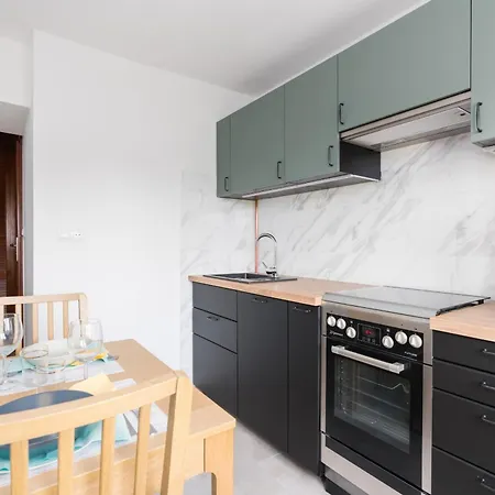 Dabrowskiego By Renters Апартаменты Познань