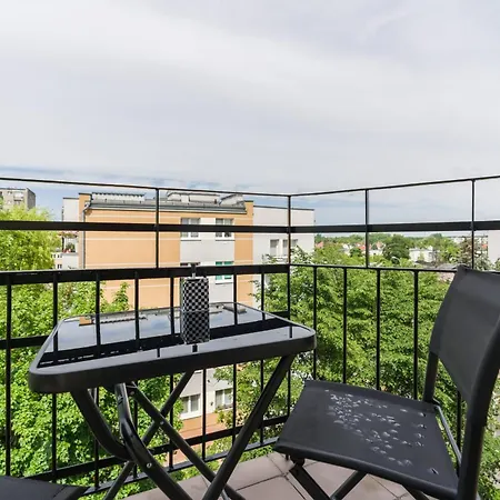 Apartment Dabrowskiego By Renters *