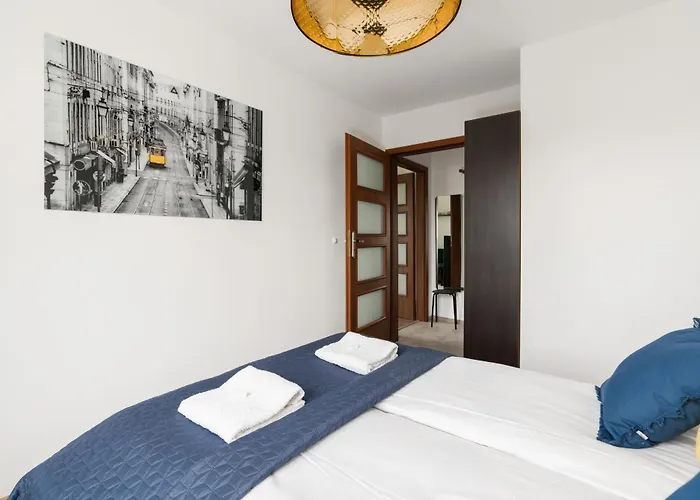 Dabrowskiego By Renters Apartamento